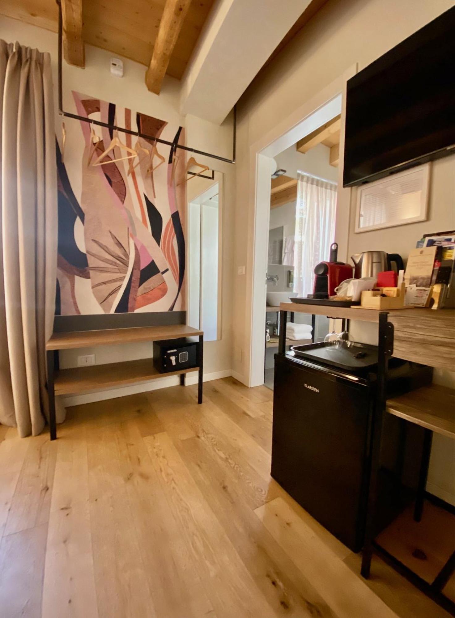 דסנזאנו דל גארדה Malvezzi24 Boutique Rooms מראה חיצוני תמונה